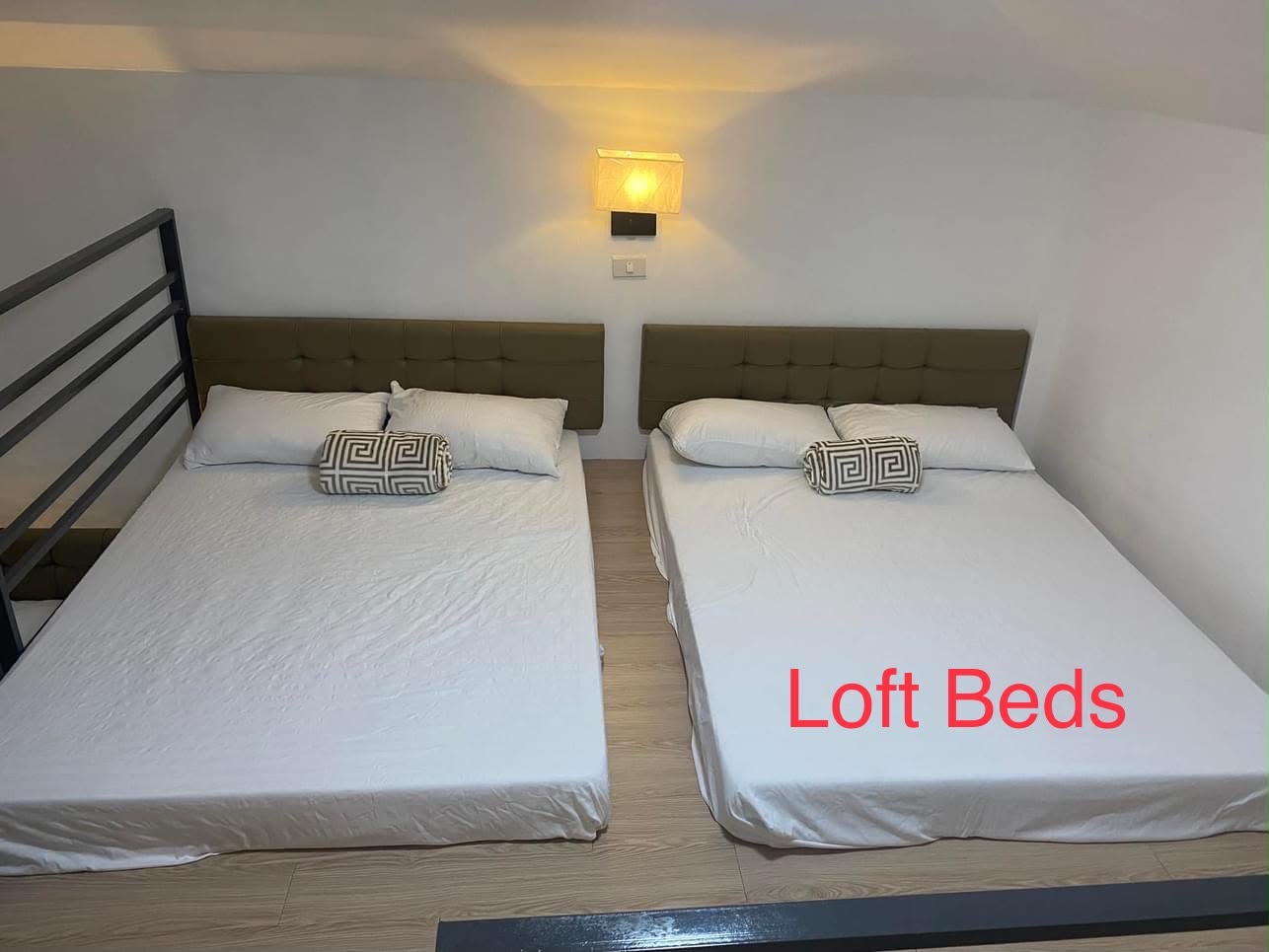 Villa 1 loft beds with pillows