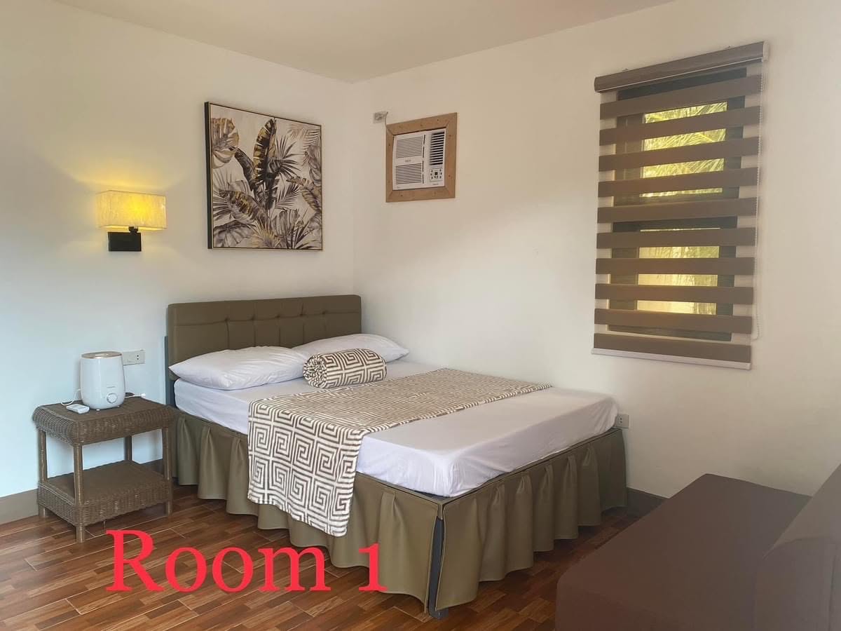 Villa 1 room with queen bed